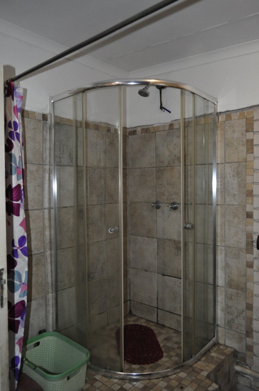 6 Bedroom Property for Sale in Wavecrest Eastern Cape